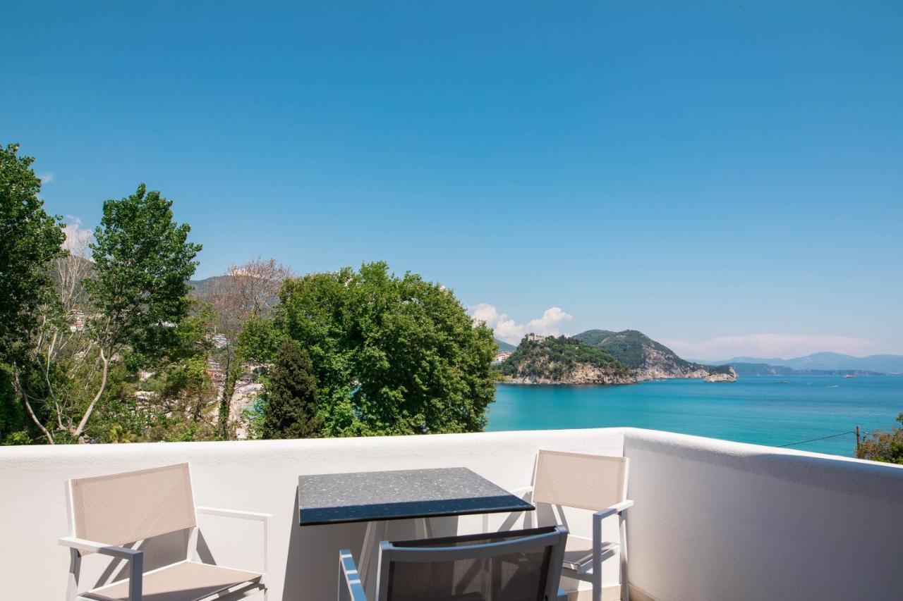 Alboro Seaside Suites ปาร์กา ภายนอก รูปภาพ