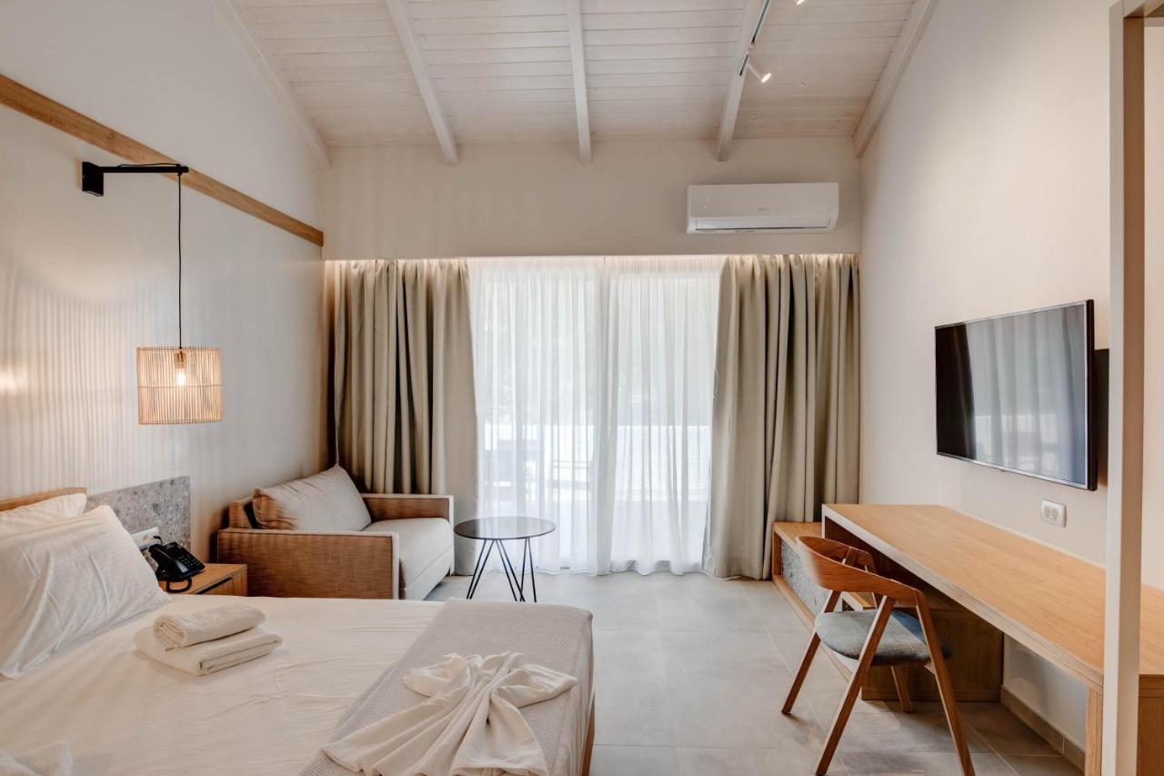 Alboro Seaside Suites ปาร์กา ภายนอก รูปภาพ