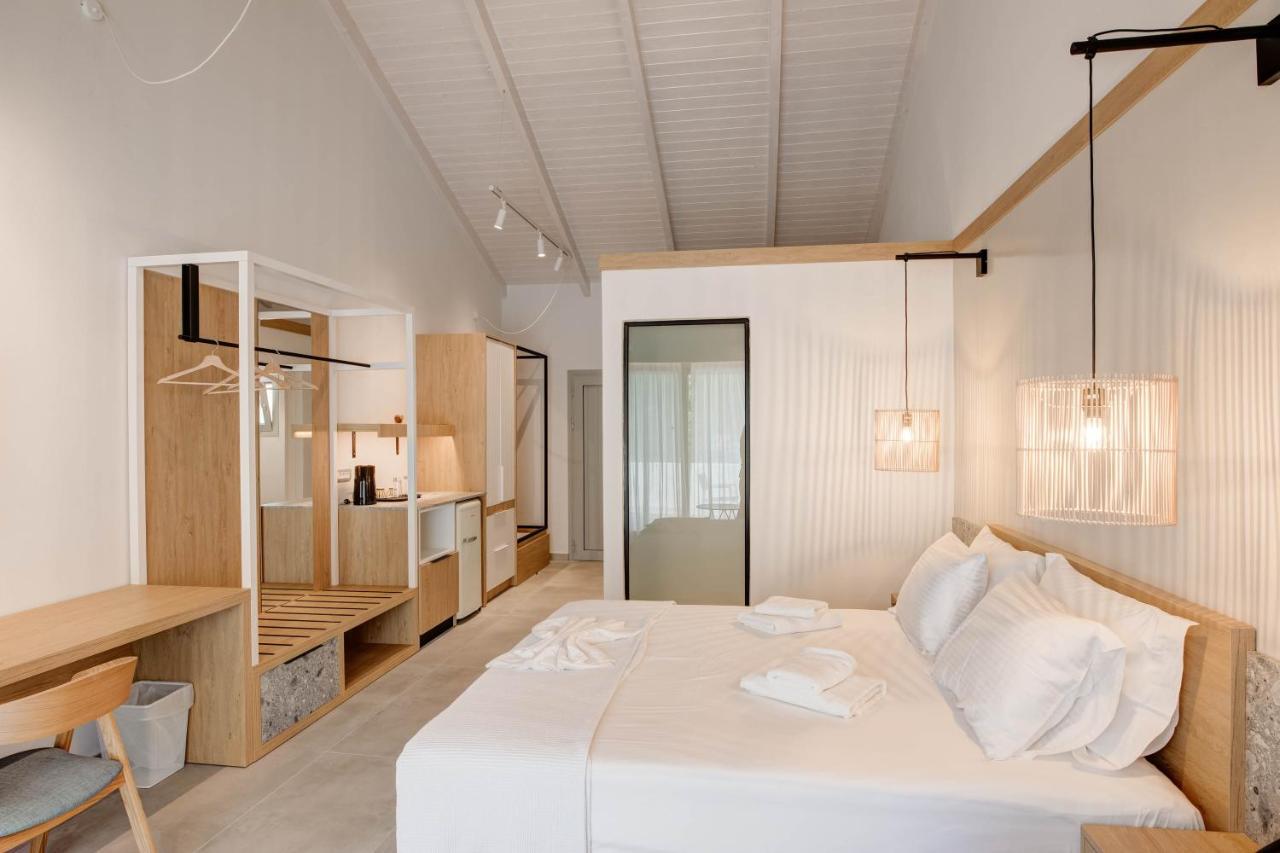 Alboro Seaside Suites ปาร์กา ภายนอก รูปภาพ
