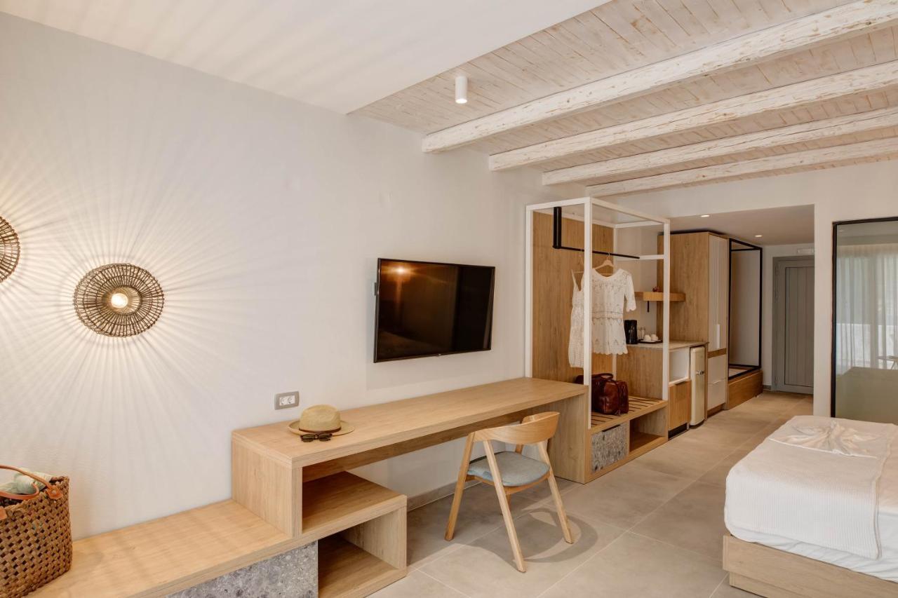 Alboro Seaside Suites ปาร์กา ภายนอก รูปภาพ