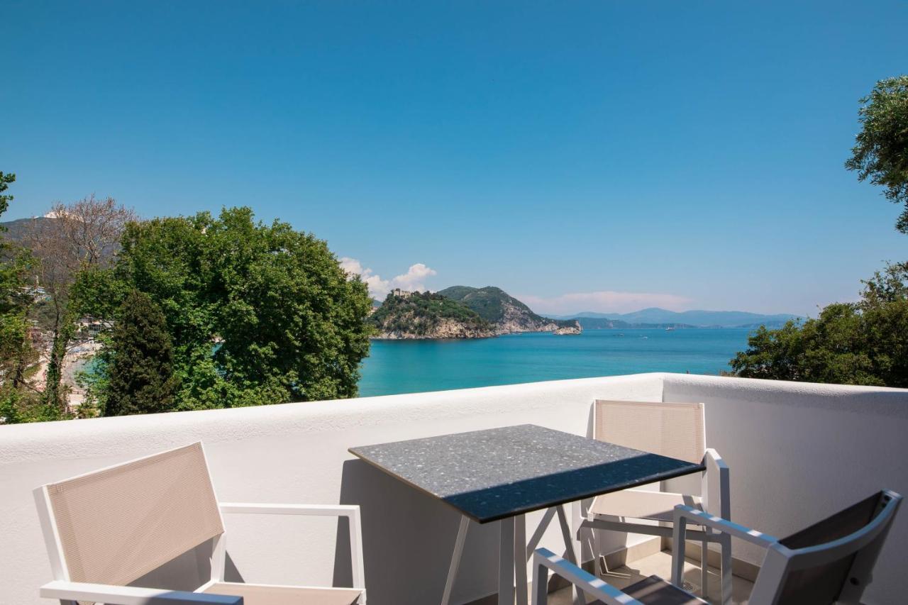 Alboro Seaside Suites ปาร์กา ภายนอก รูปภาพ